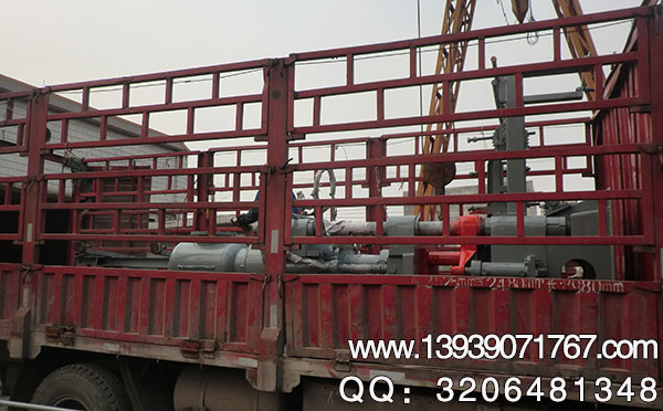 海綿鐵壓塊機發(fā)貨現(xiàn)場